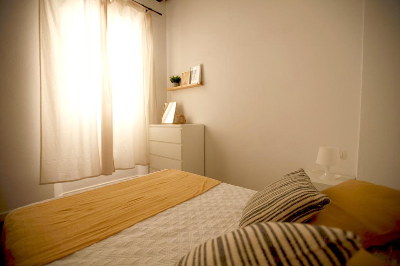 Rustic & Nice Apartment In Malaga Center Exterior photo