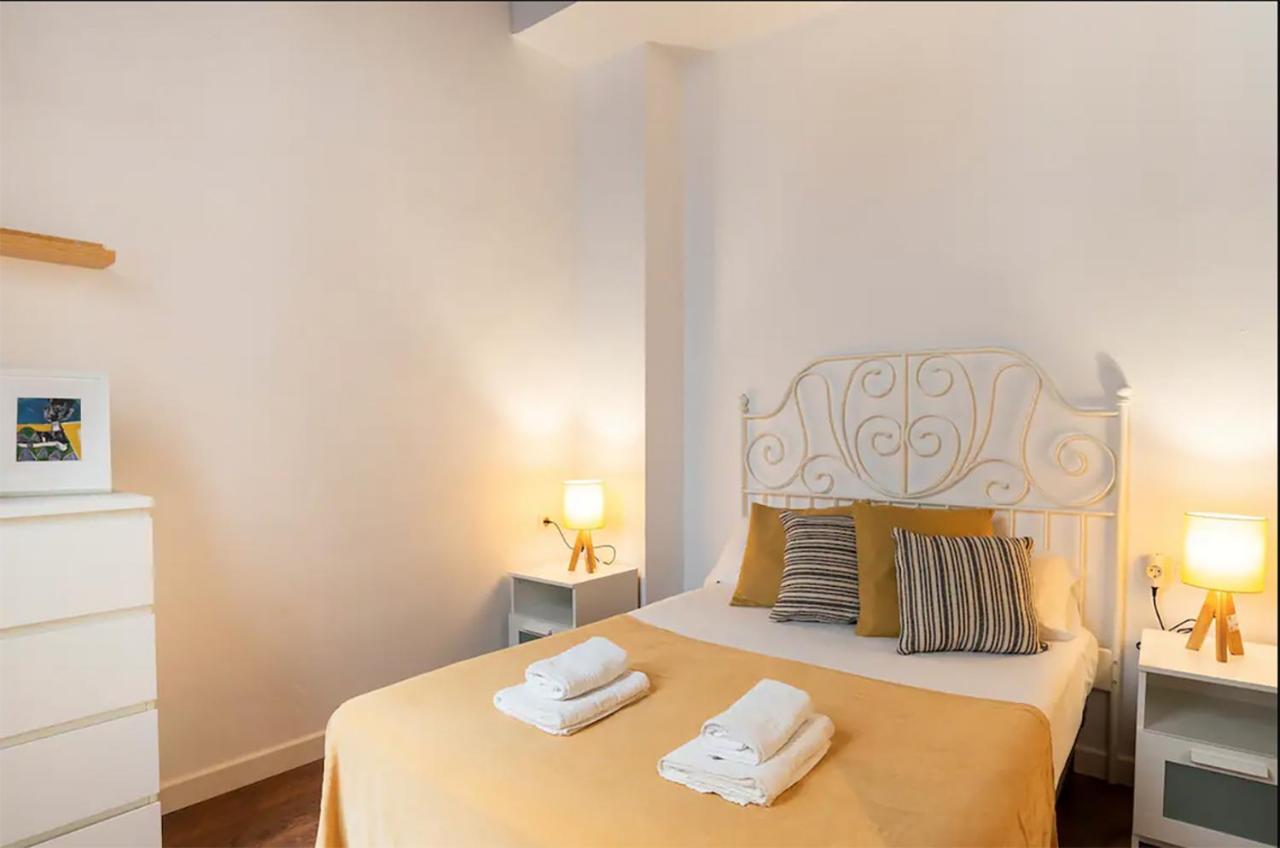Rustic & Nice Apartment In Malaga Center Exterior photo