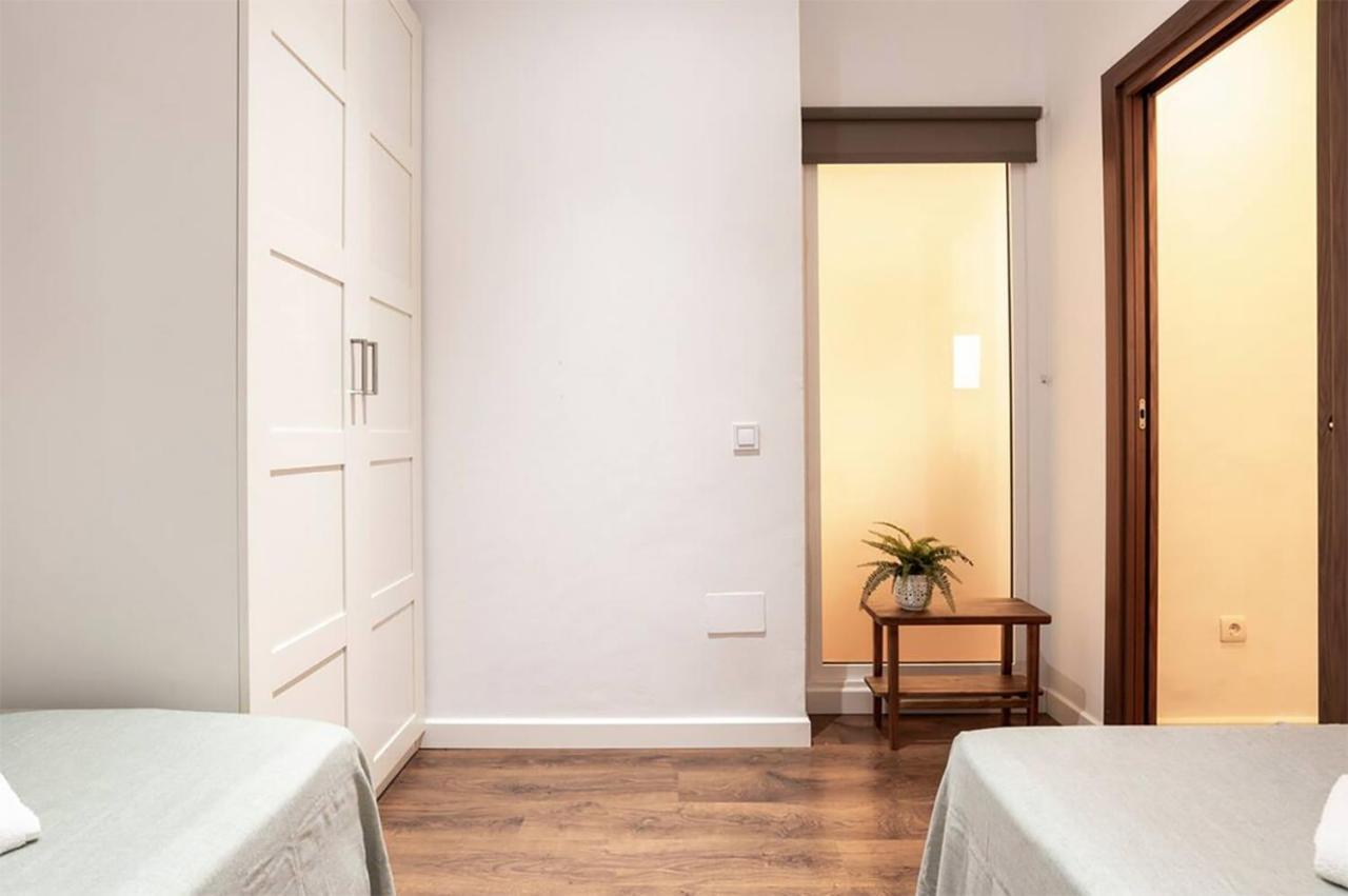 Rustic & Nice Apartment In Malaga Center Exterior photo